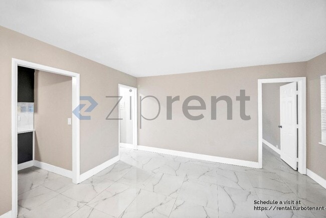 1434 S Sycamore St in Santa Ana, CA - Foto de edificio - Building Photo