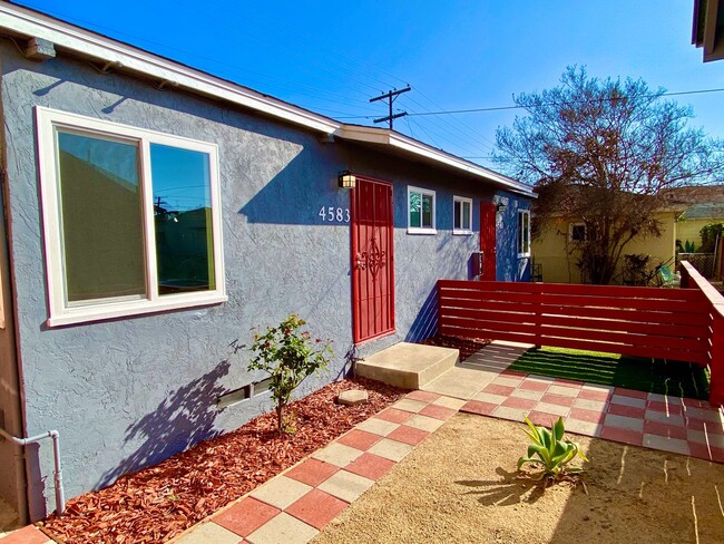 property at 4581-4585 32nd St