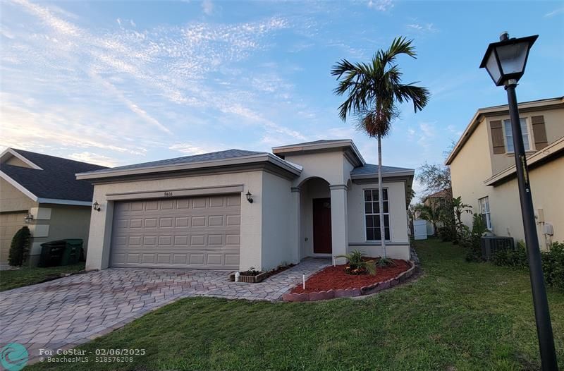 9406 Windrift Cir in Fort Pierce, FL - Building Photo