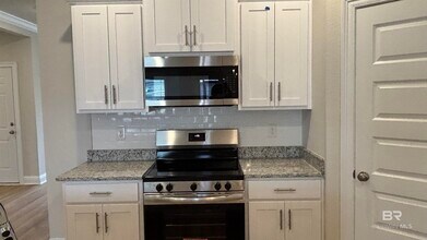 452 Parkerman Ave in Gulf Shores, AL - Building Photo - Building Photo