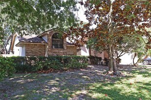 5722 Bay Side Dr in Orlando, FL - Building Photo