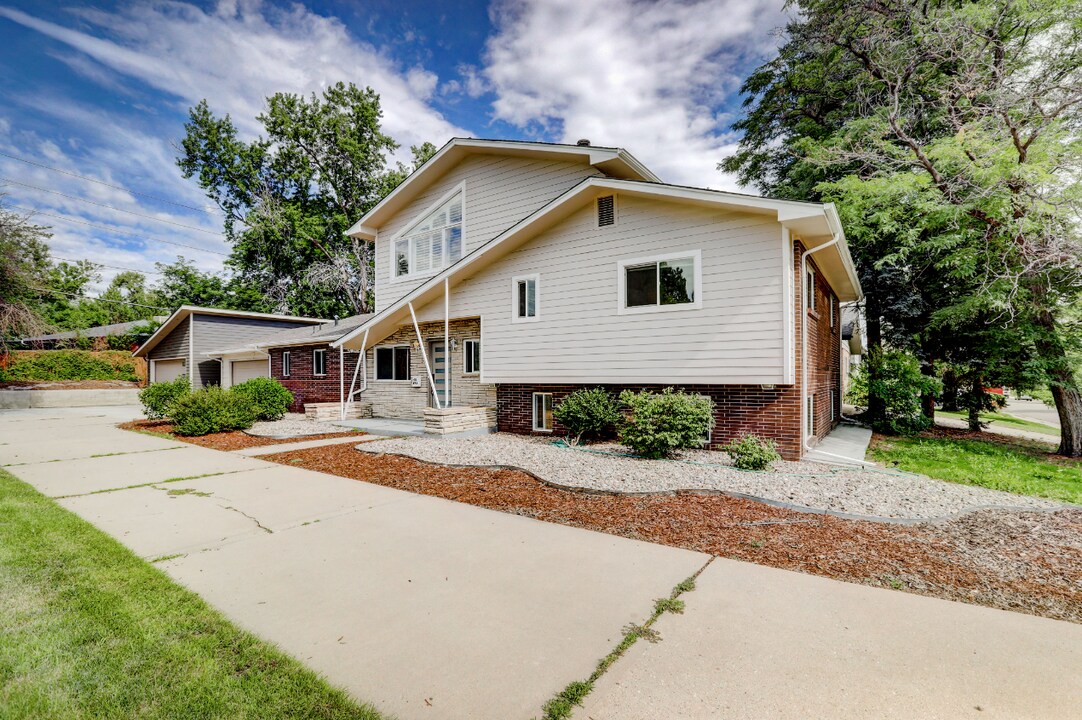 295 S Jasmine St in Denver, CO - Building Photo
