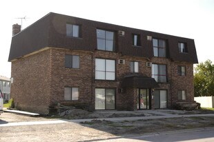 21746 Jeffrey Avenue in Sauk Village, IL - Building Photo