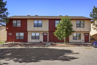 105-111 E Abarr Dr in Pueblo West, CO - Building Photo - Building Photo