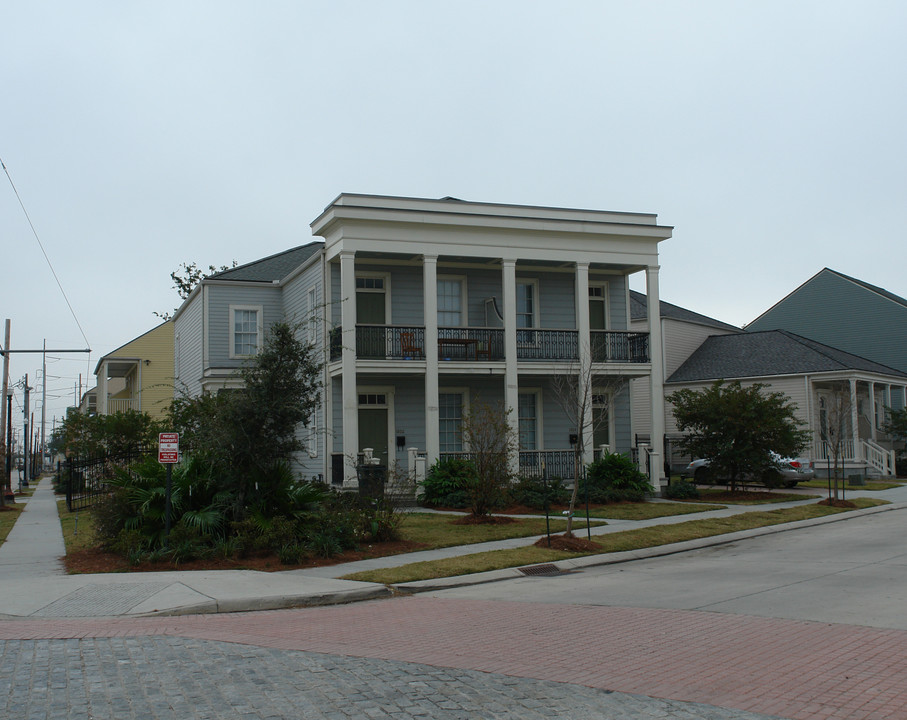 1800 Chippewa St Park in New Orleans, LA - Building Photo