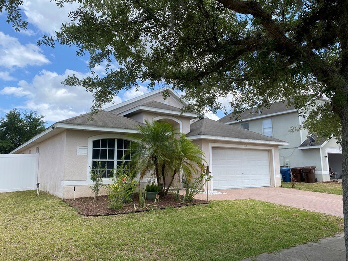 167 Winchester Ln in Haines City, FL - Building Photo