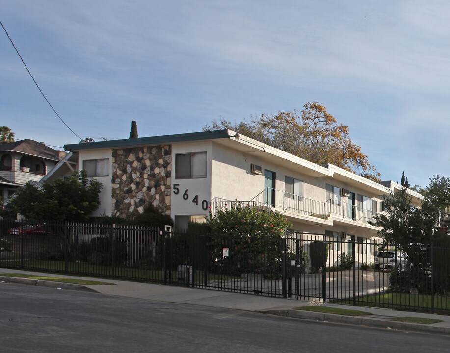 5640 Ash St in Los Angeles, CA - Building Photo