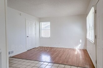 6106 E 153 Terrace in Grandview, MO - Building Photo - Building Photo
