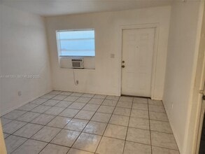 2640 NW 2nd St in Pompano Beach, FL - Foto de edificio - Building Photo