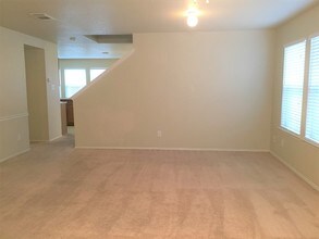 10423 Manor Crk in San Antonio, TX - Building Photo - Building Photo