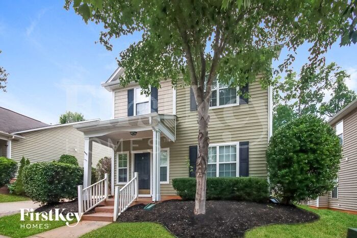 10955 Shelly Renee Dr in Cornelius, NC - Building Photo