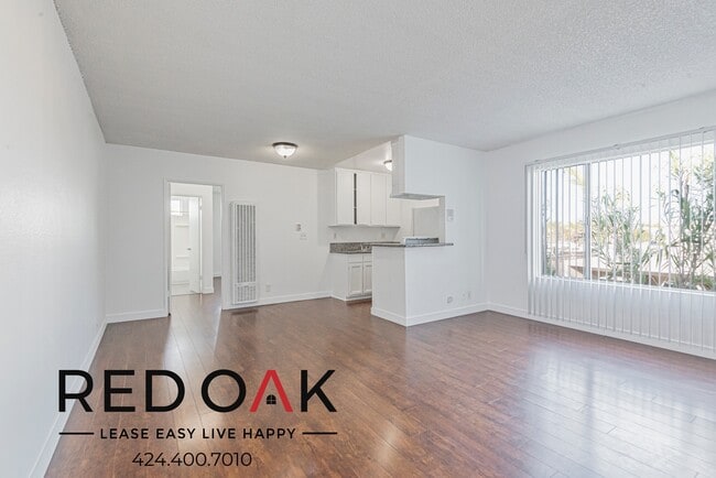 property at 14424 Budlong Ave