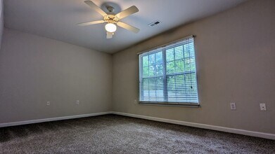 3710 Cotswold Ave, Unit P in Greensboro, NC - Building Photo - Building Photo