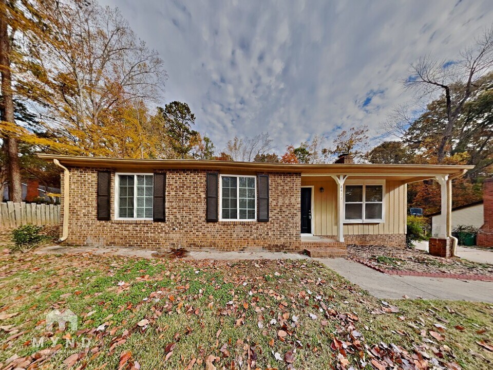 8411 Shiredale Ln in Charlotte, NC - Building Photo