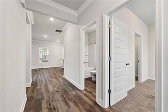 495 Sterling Creek Wy in Loganville, GA - Building Photo - Building Photo