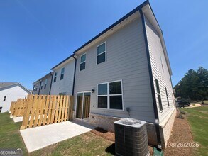 284 Kenoot Dr in Mcdonough, GA - Building Photo - Building Photo