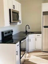 11 E Walnut St in Lancaster, PA - Building Photo