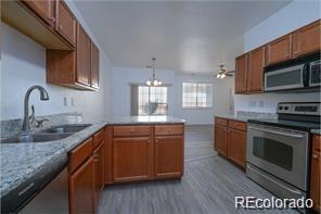 22580 E Ontario Dr in Aurora, CO - Building Photo