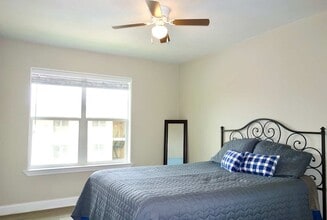 1212 Glen Garden Dr in Fort Worth, TX - Building Photo - Building Photo