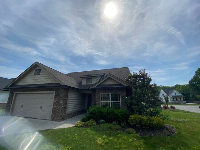 property at 3796 Willow Lake Cir