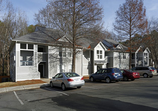 Willow Bend Apartments in Durham, NC - Building Photo - Building Photo