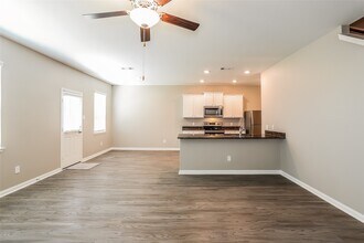 26119 Hals Dr in Magnolia, TX - Building Photo - Building Photo