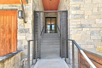 901 Bouldin Ave in Austin, TX - Building Photo - Building Photo