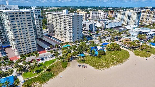 133 N Pompano Beach Blvd in Pompano Beach, FL - Building Photo - Building Photo