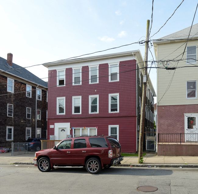 16 Bullard St in New Bedford, MA - Building Photo - Building Photo