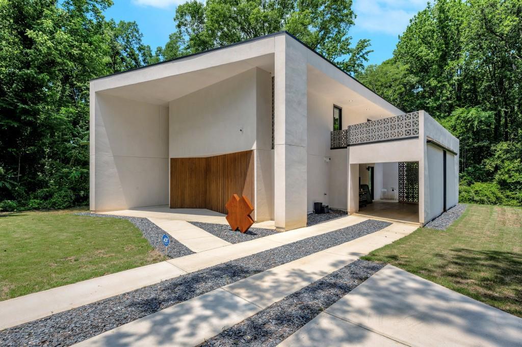 2525 Whites Mill Rd in Decatur, GA - Building Photo