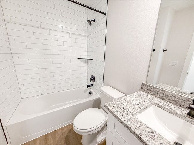 5605 Mobeetie Lp in Bee Cave, TX - Building Photo - Building Photo