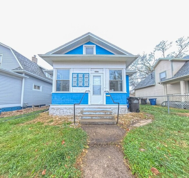 property at 1447 13th St