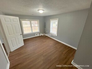 3447 Cook Rd in Memphis, TN - Building Photo - Building Photo