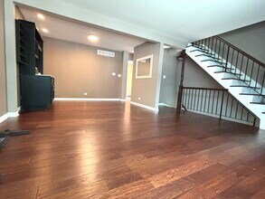 2165 Greystone Pl in Hoffman Estates, IL - Building Photo - Building Photo