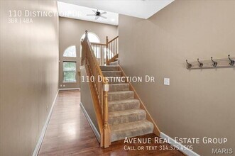 110 Distinction Dr in Lake St. Louis, MO - Building Photo - Building Photo