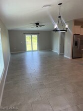 3898 Treasure Oak Wy in Ft. Myers, FL - Building Photo - Building Photo