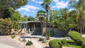 5544 N Poplar Ave in Fresno, CA - Building Photo