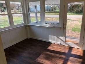 404 N 4th St in Mebane, NC - Building Photo - Building Photo