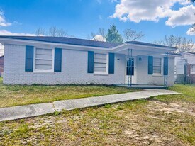 1032 Blue Ridge Terrace in Columbia, SC - Building Photo
