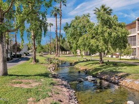 11026 N 28th Dr in Phoenix, AZ - Building Photo