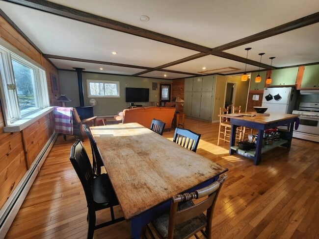 832 W Fulton Rd in West Fulton, NY - Building Photo - Building Photo