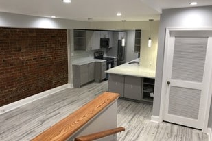 60 V St NW, Unit B in Washington, DC - Building Photo