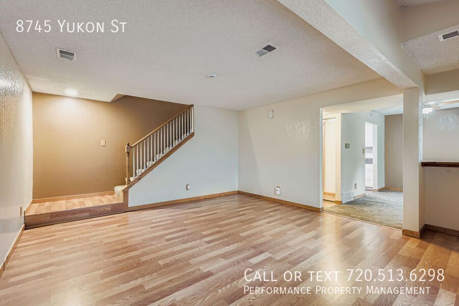 8745 Yukon St in Arvada, CO - Building Photo