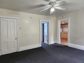 137 South Ave-Unit -2 (2nd Floor) in Poughkeepsie, NY - Building Photo - Building Photo