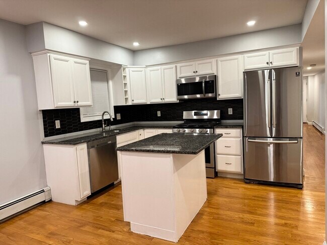 347 Water St in Quincy, MA - Building Photo - Building Photo