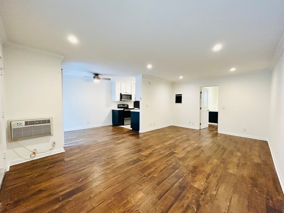 3735 Bagley Ave in Los Angeles, CA - Building Photo