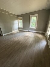 1236 N Lincoln Ave in Salem, OH - Building Photo - Building Photo