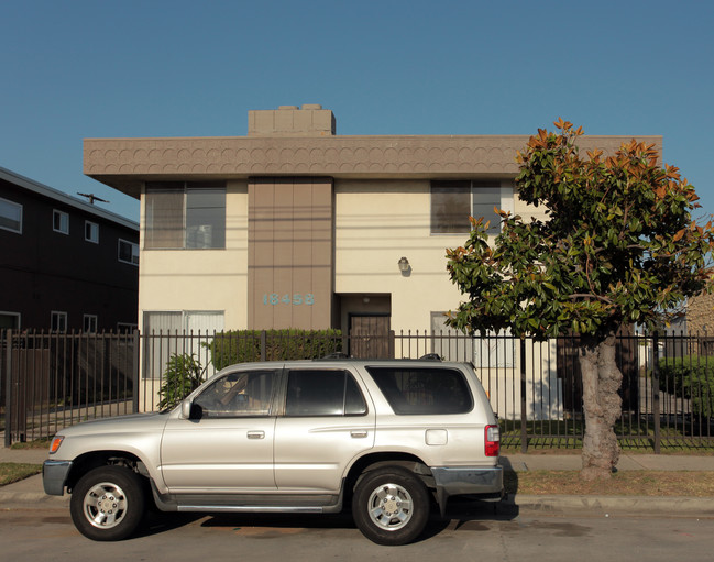 18458 S Normandie Ave in Gardena, CA - Building Photo - Building Photo