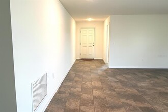 851 Alminar Ave SE in Palm Bay, FL - Building Photo - Building Photo
