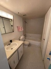 496 NW 165th St in Miami, FL - Building Photo - Building Photo